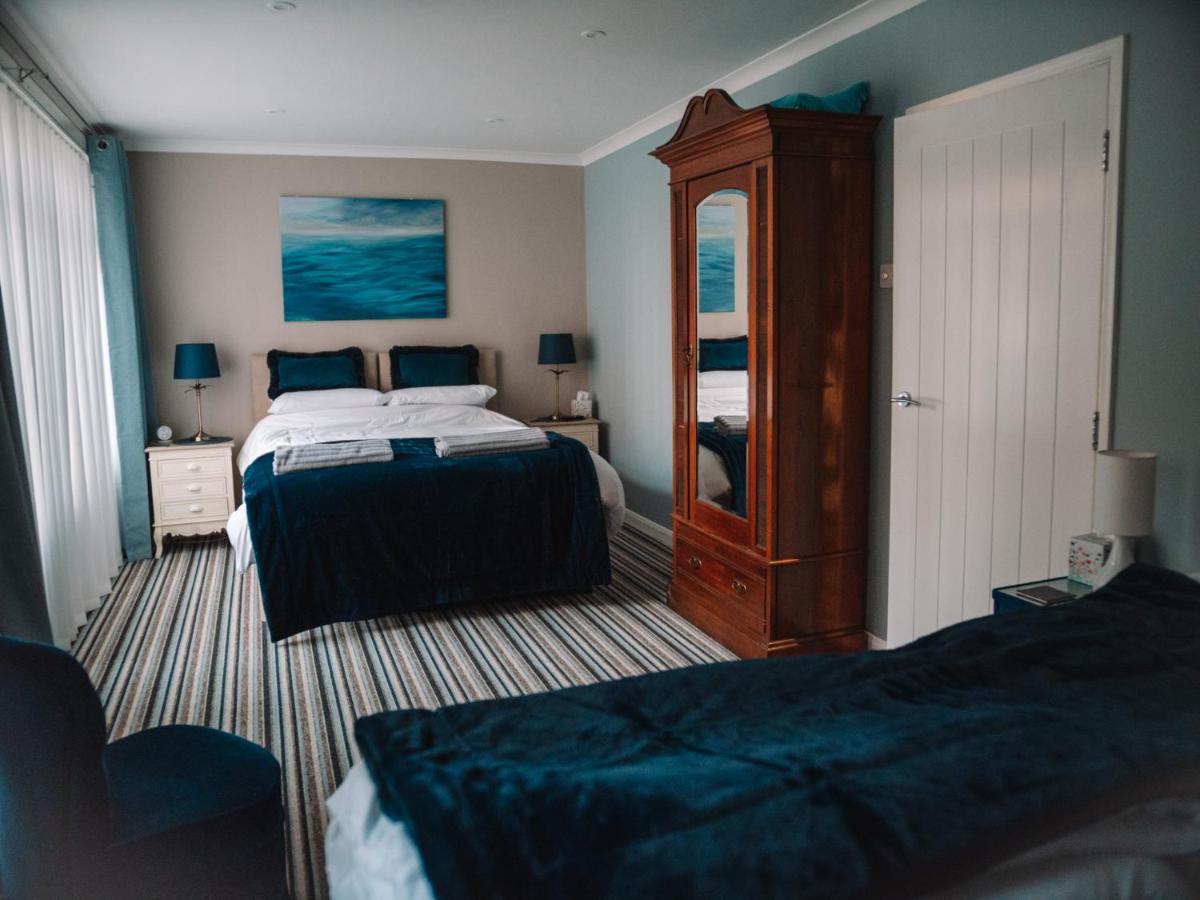Seafarer'S View - 6 Bedroom Townhouse In Cowes, Parking & Seaviews. คาวส์ ภายนอก รูปภาพ