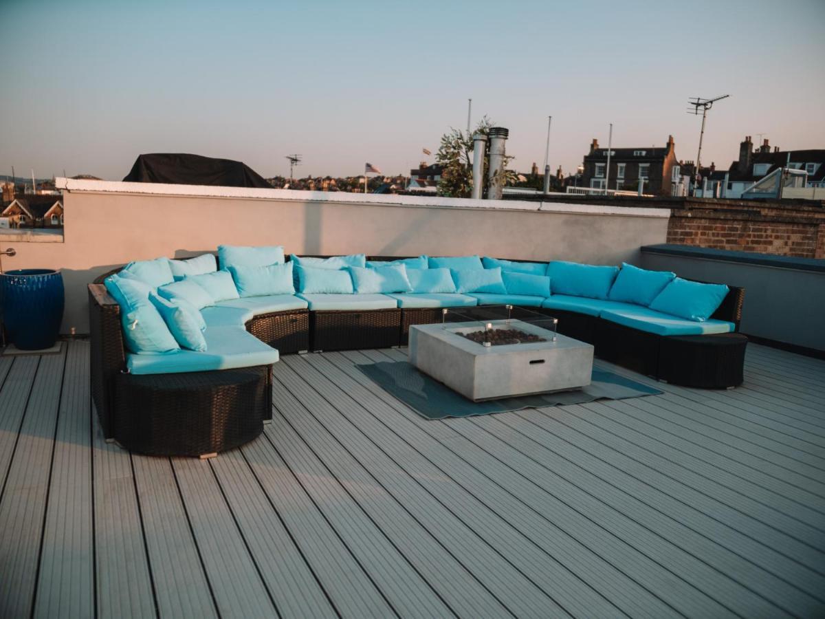 Seafarer'S View - 6 Bedroom Townhouse In Cowes, Parking & Seaviews. คาวส์ ภายนอก รูปภาพ